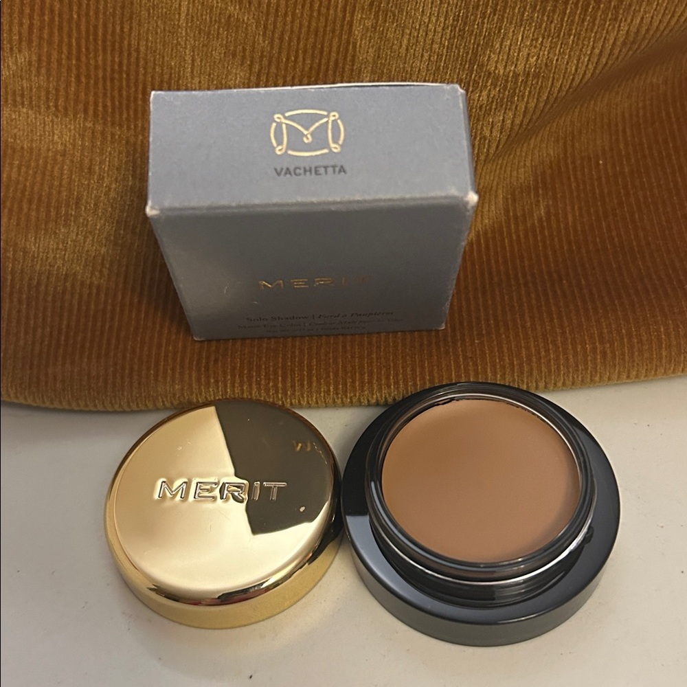 Merit Solo Eyeshadow in shade Vachetta